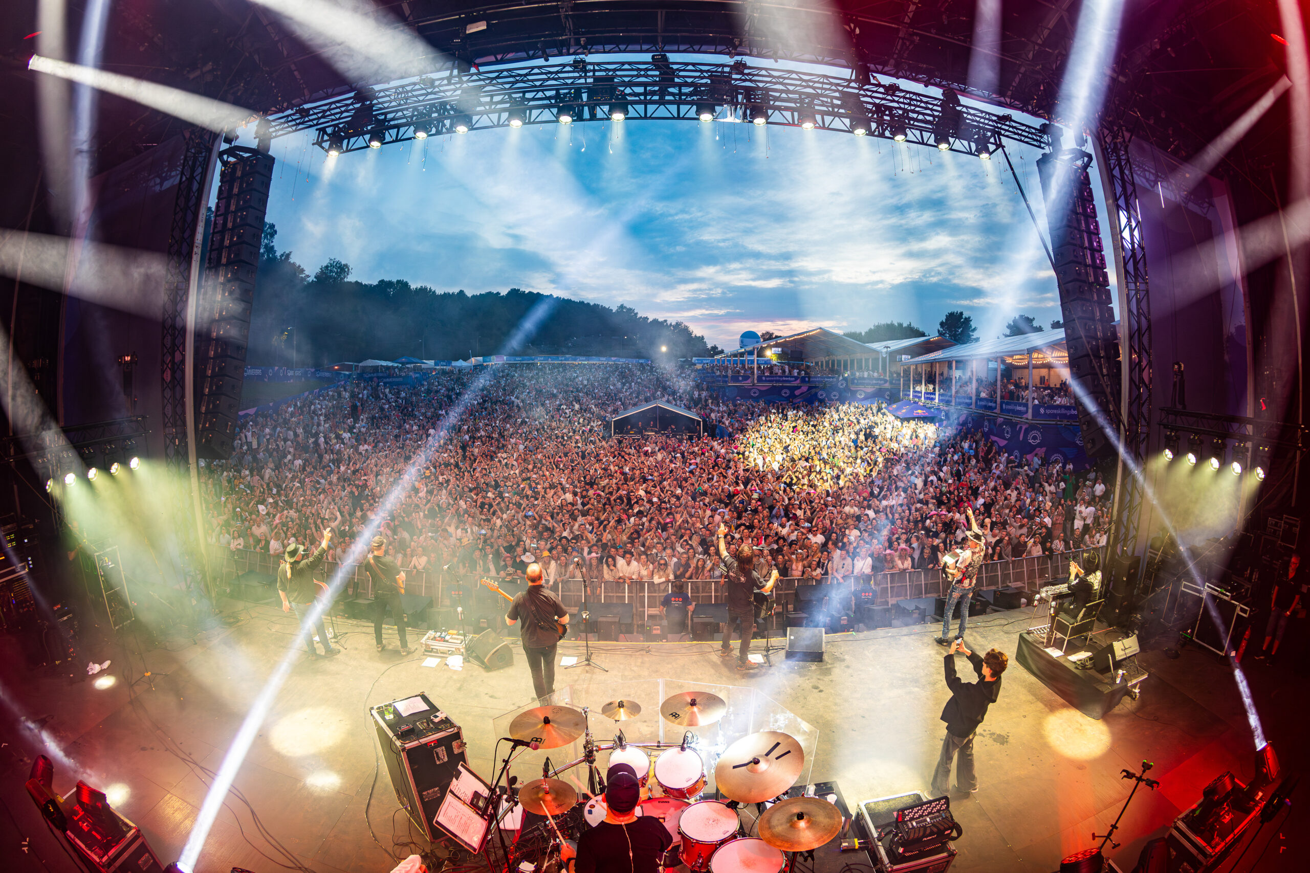 Vassendgutane på Sommerbris 2025. Foto Kevin Verkruijssen